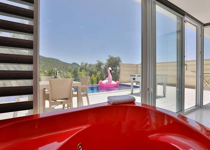 İslamlar 1 Bedroom Secluded With Private Pool Hot Tub Villa Kalkan