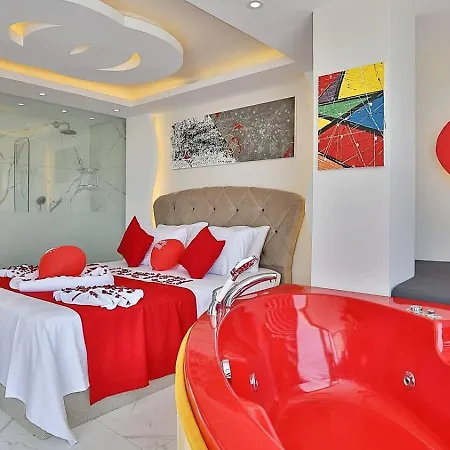 İslamlar 1 Bedroom Secluded With Private Pool Hot Tub * קלקן